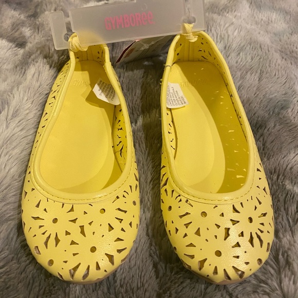 Gymboree Other - Gymboree New with Tags Yellow Flower Shoes Sz. 9